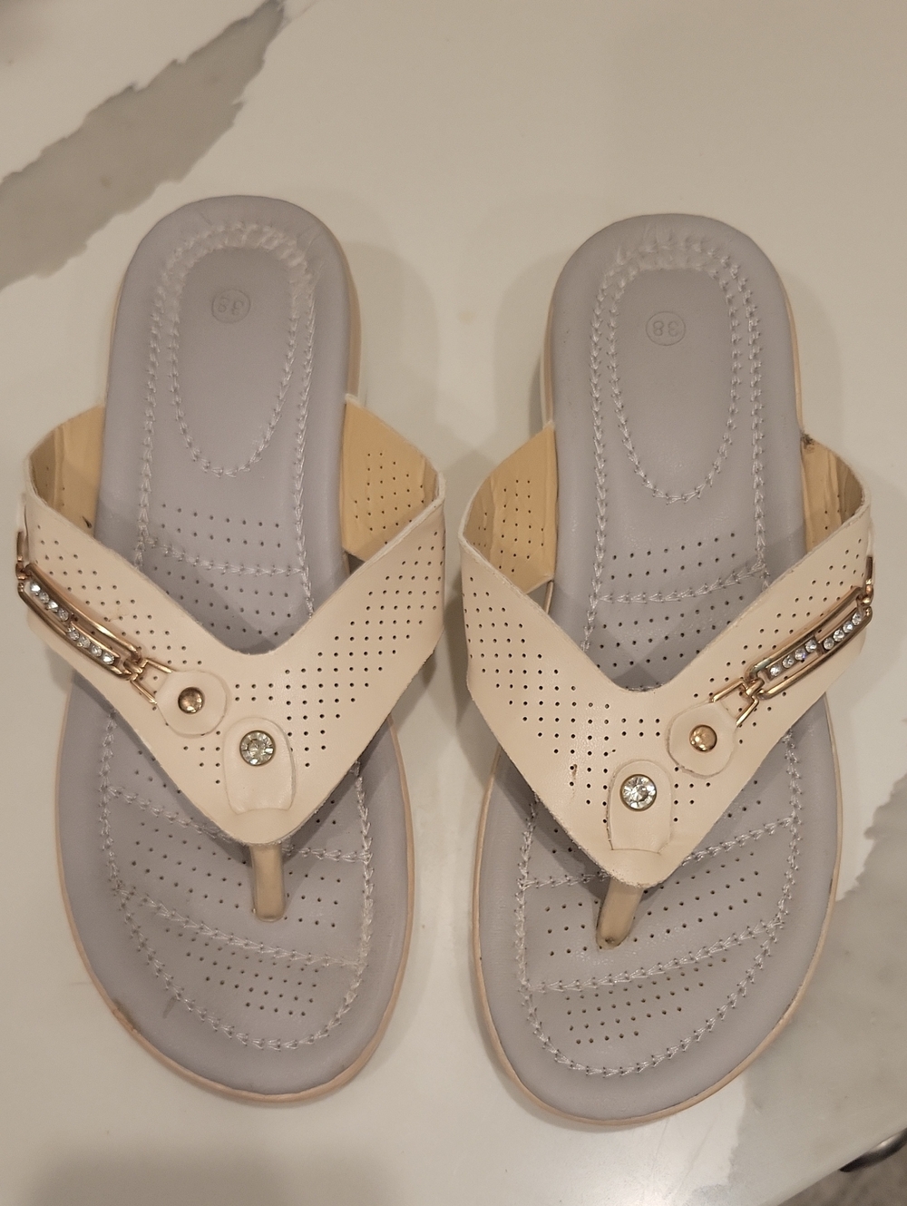 New No Tags Tan Flop Sandales Size 6.5 Eu 38